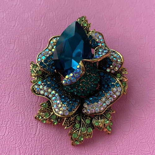 Big Rose and brooch